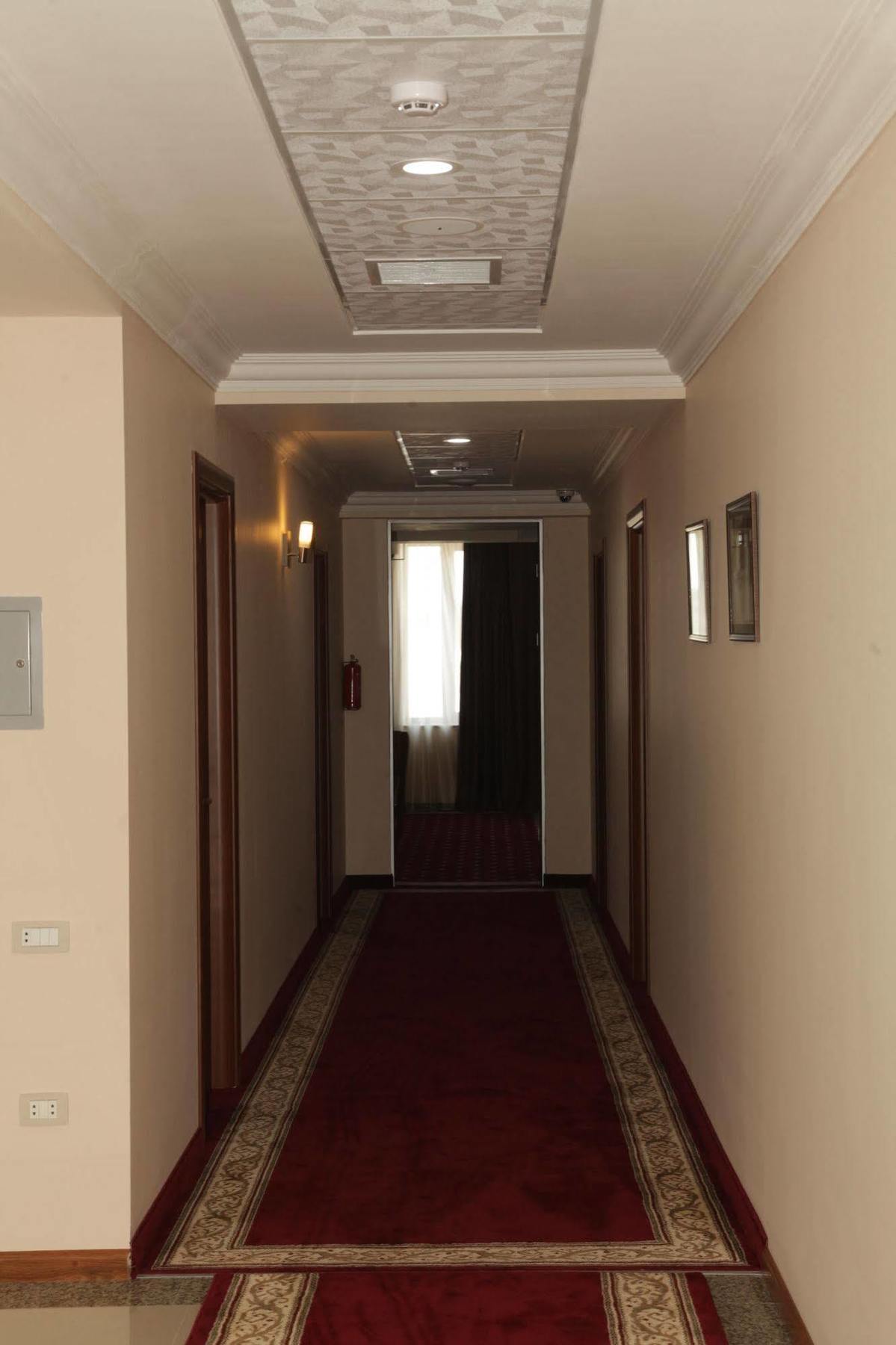 Artsakh Hotel Ereván Exterior foto